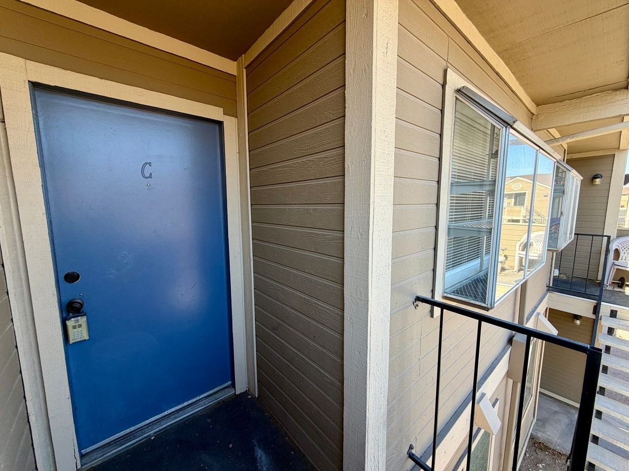 2704 2704 Aarondavid Drive Units C - Photo 2 of 8