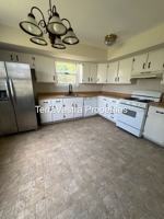 featured image of 13 Grasmur Ct