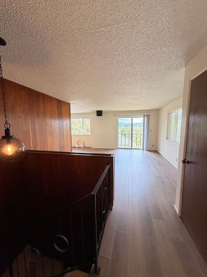 2610 Elinor St - Photo 7 of 29