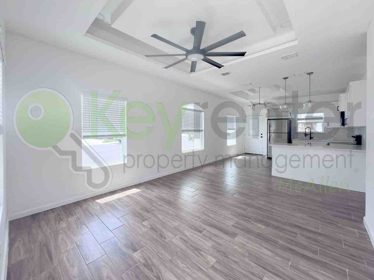1000 N Woodson Ave #2 - Photo 3 of 20