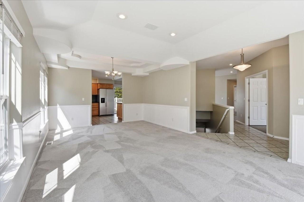 7622 80th Ave Ne - Photo 2 of 25