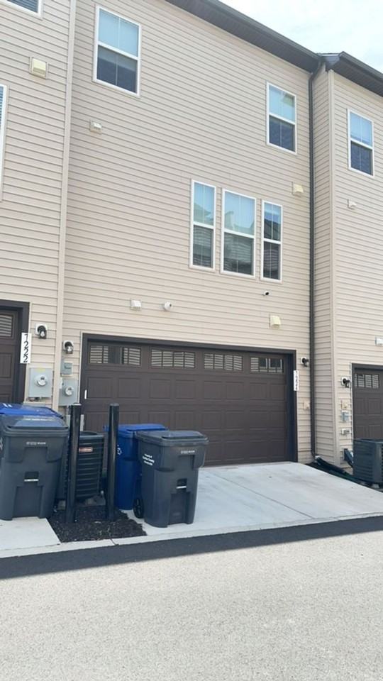7224 Mountaineer Dr - Photo 3 of 35