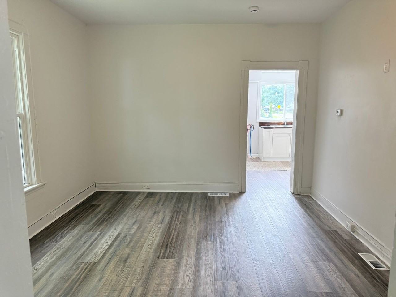 1200 Sheldon St - Photo 5 of 16