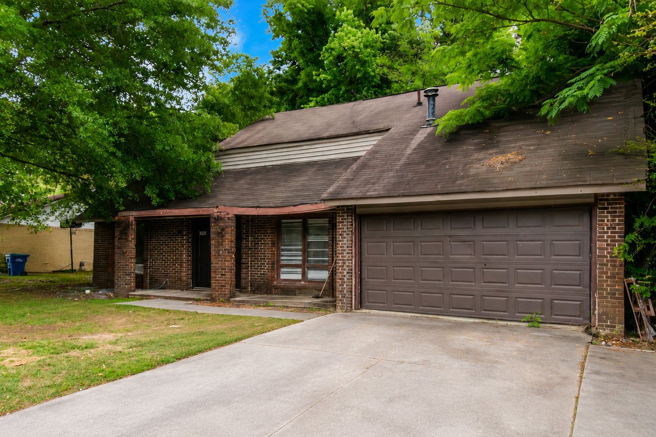 3325 Valley Bend Rd - Photo 3 of 36