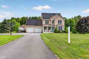 featured image of 9 Stephen Dr