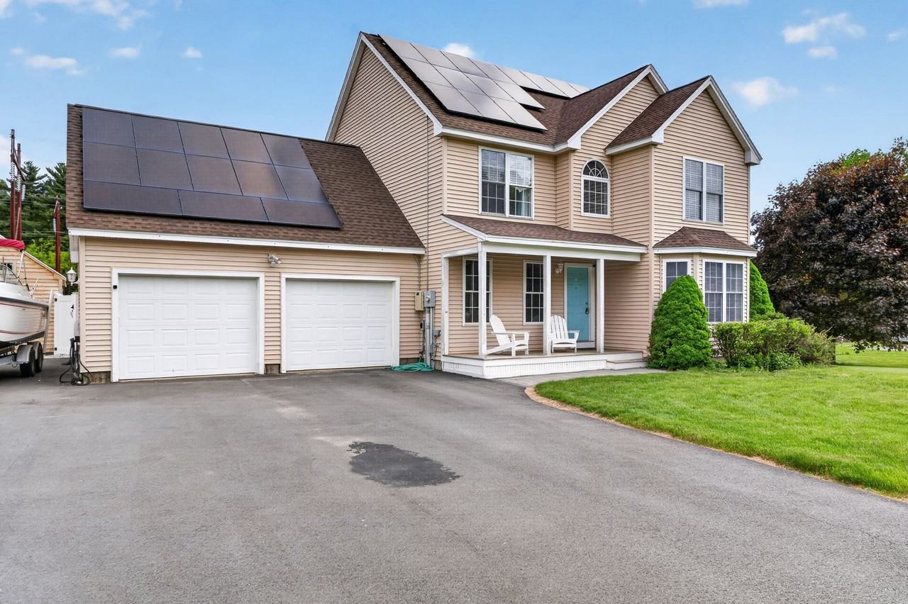 9 Stephen Dr - Photo 4 of 48