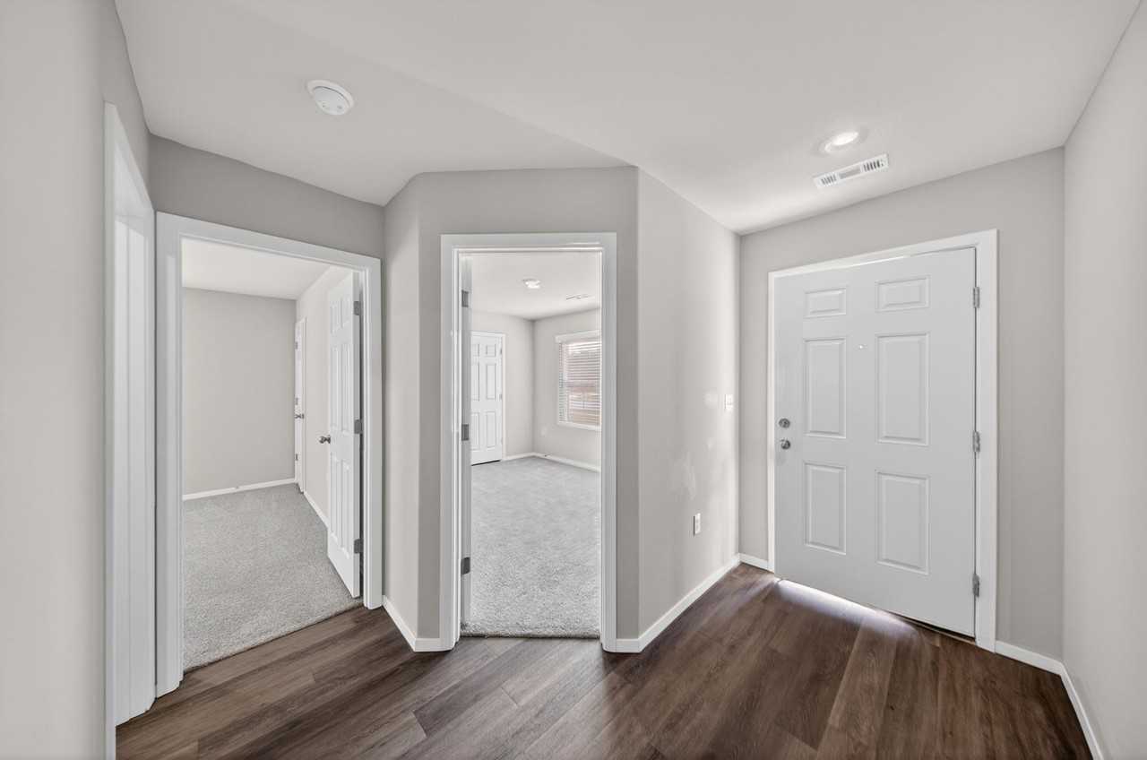 4405 Sw Sackett Ave - Photo 2 of 22