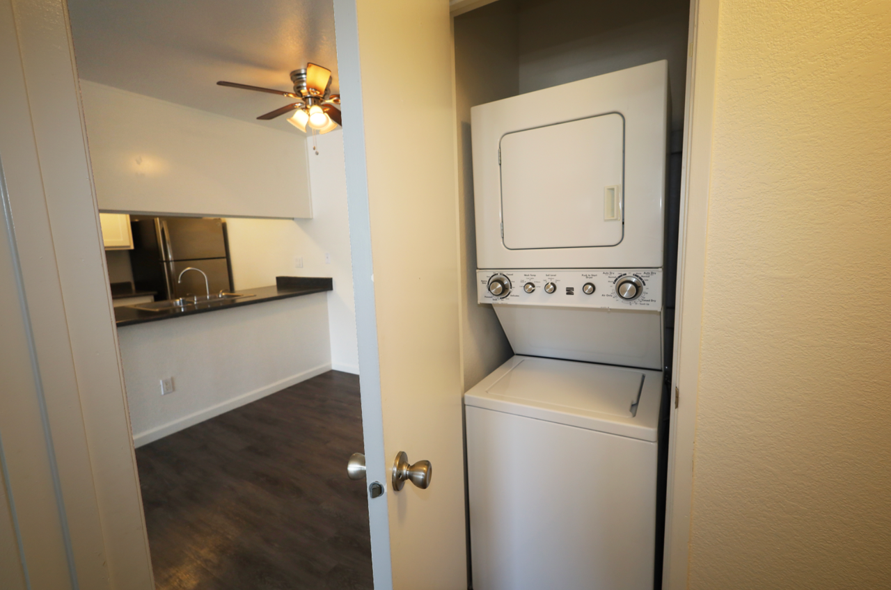 Sierra Ridge Apartments - Photo 7 of 30