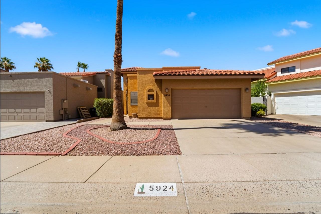 5924 E Aire Libre Ln - Photo 3 of 43