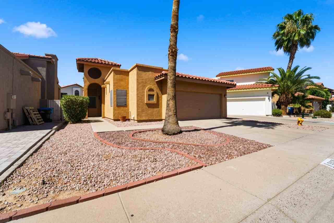 5924 E Aire Libre Ln - Photo 5 of 43