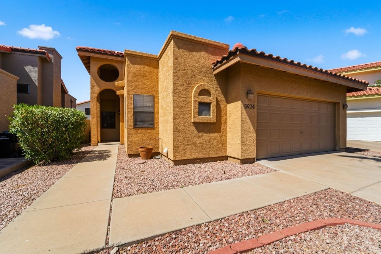 5924 E Aire Libre Ln - Photo 6 of 43