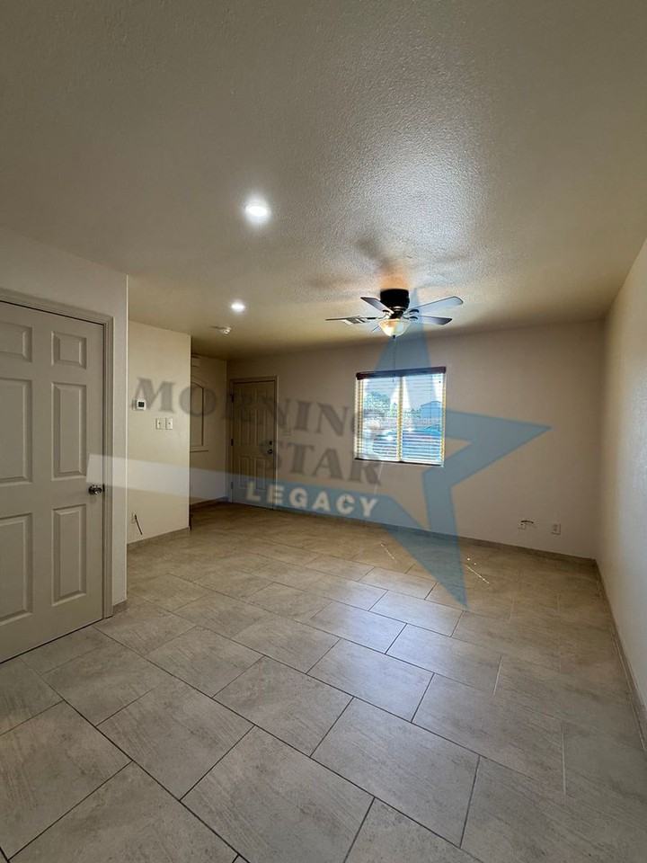 3405 Valverde Loop - Photo 3 of 23