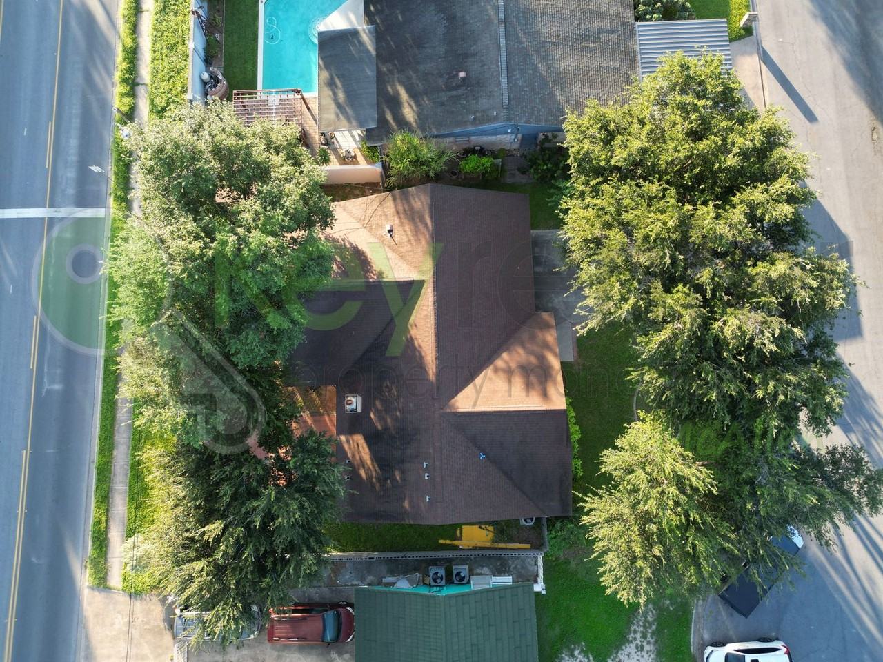 2812 Carnation Ave - Photo 3 of 29