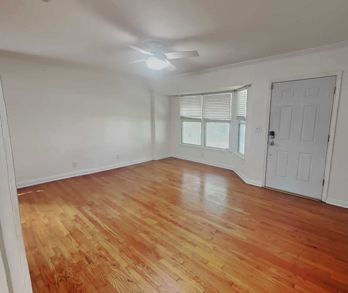 805 Northwood Rd - Photo 2 of 16