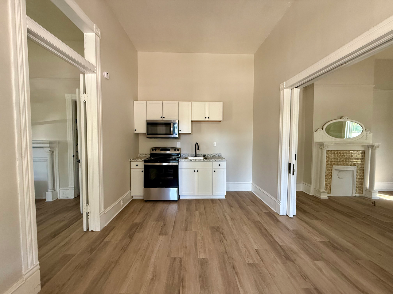 213 N Dennis St - Photo 5 of 13
