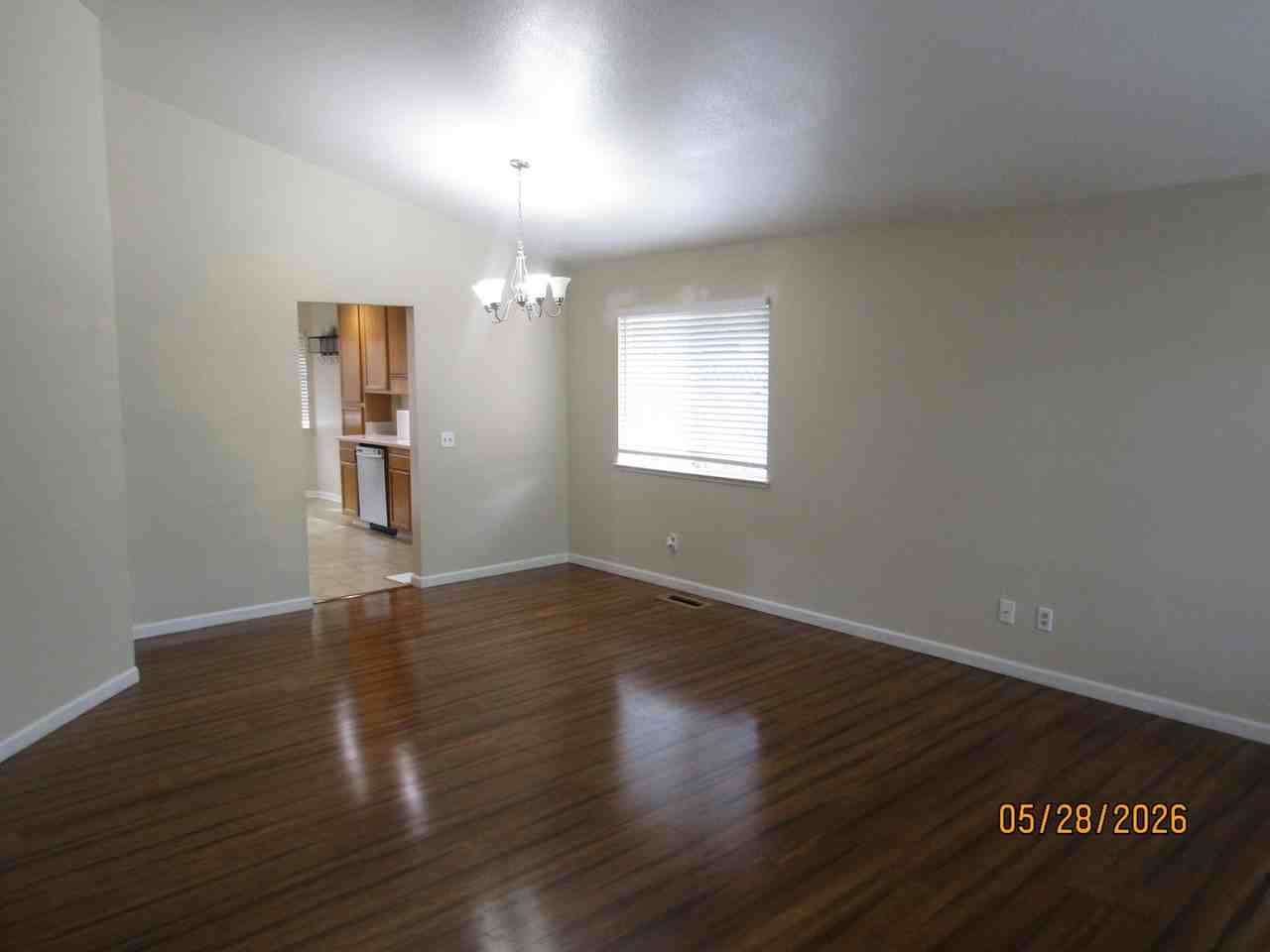 2782 Royal Oak Pl - Photo 6 of 17