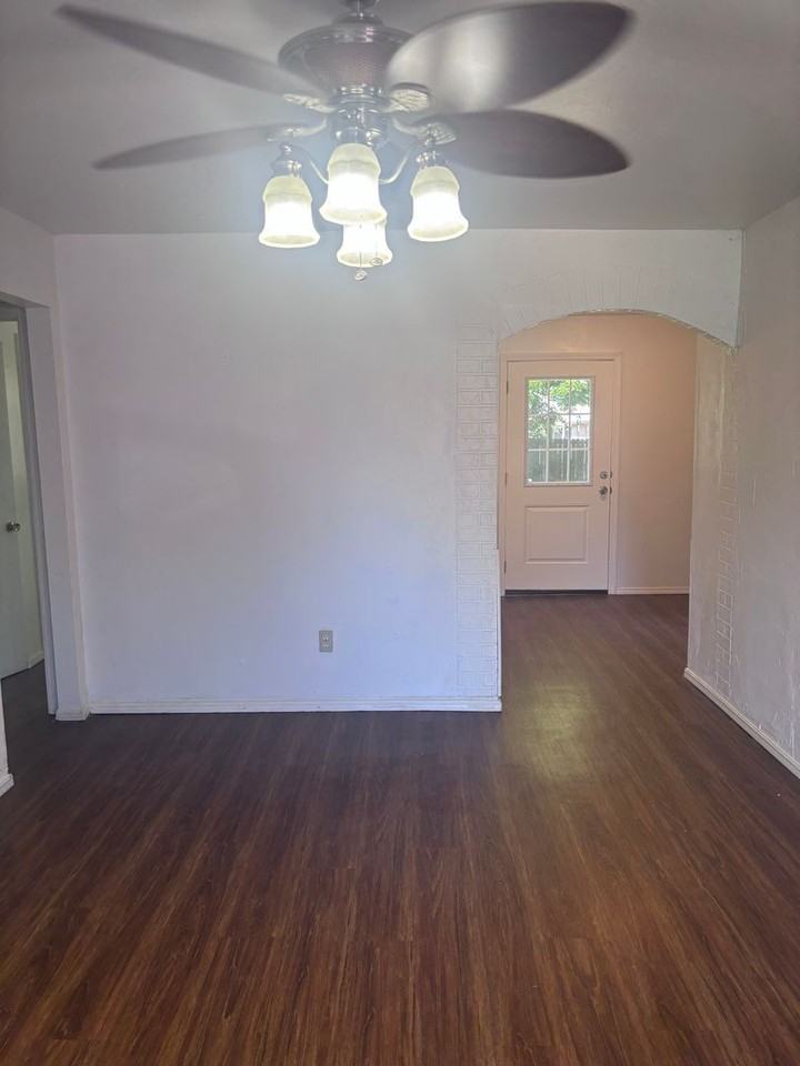 1052 Nw 7th Pl - Photo 2 of 8
