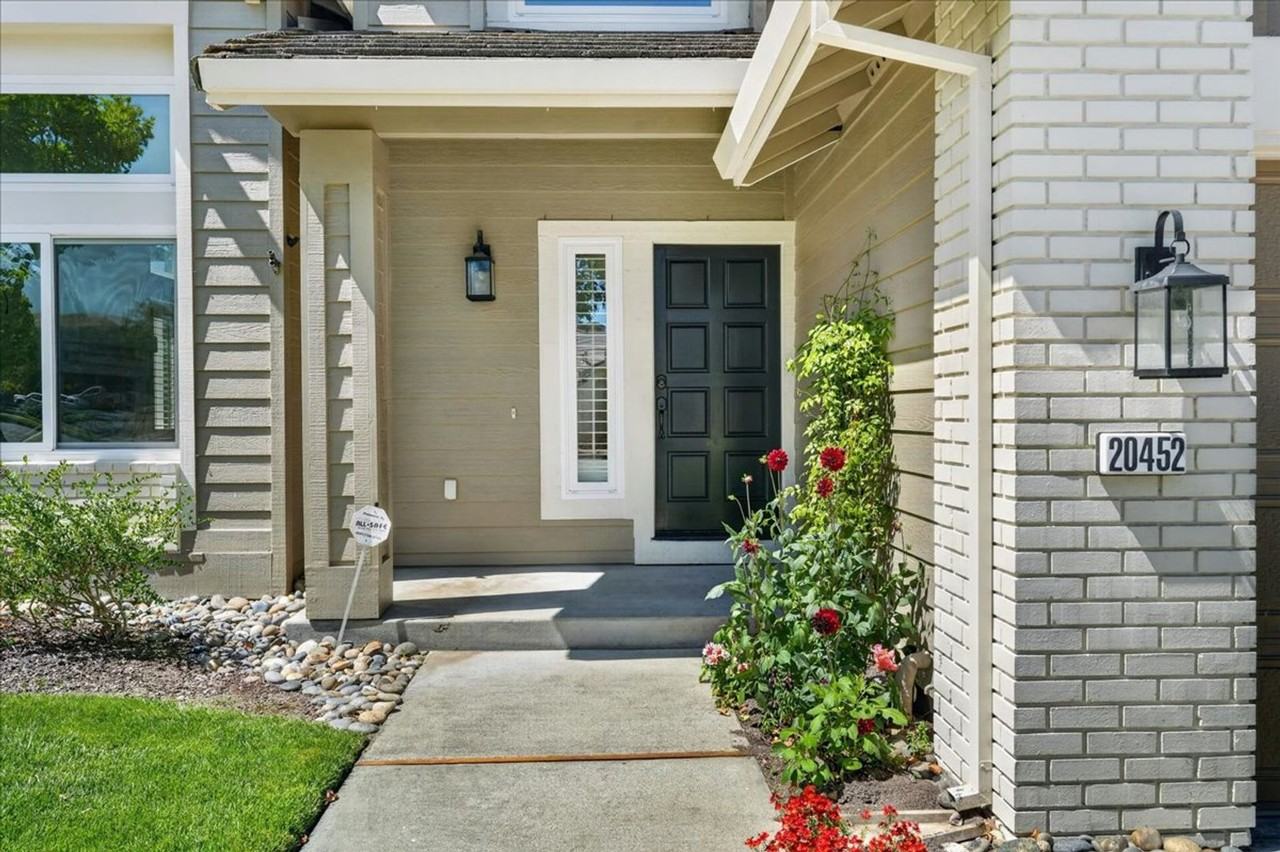 20452 Franciscan Way - Photo 4 of 42