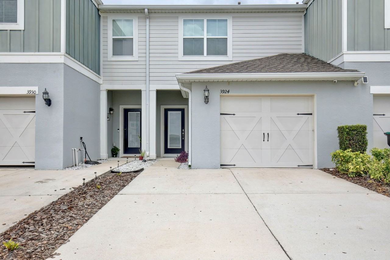 3924 Plainview Dr - Photo 2 of 38
