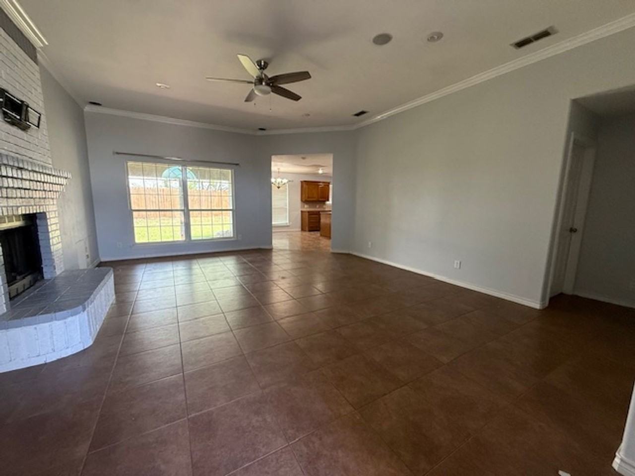 5409 Wagon Wheel Ave - Photo 2 of 21