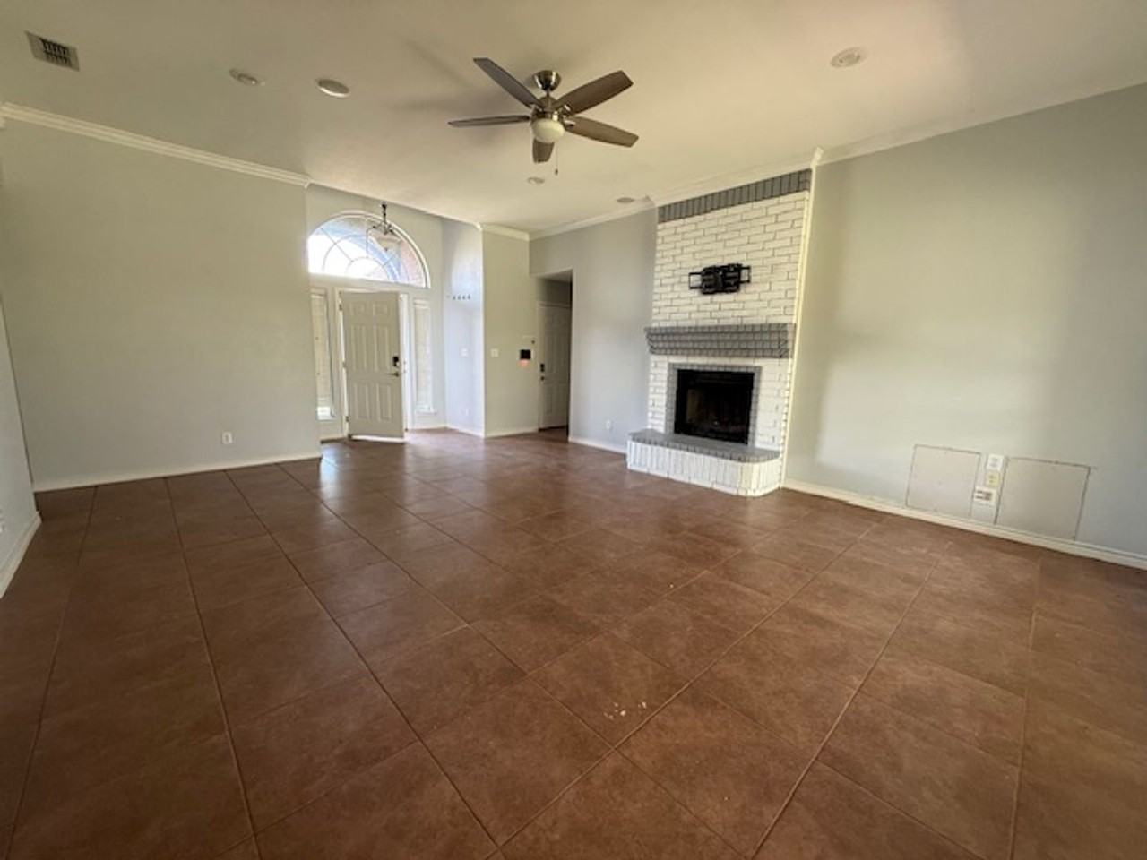5409 Wagon Wheel Ave - Photo 3 of 21