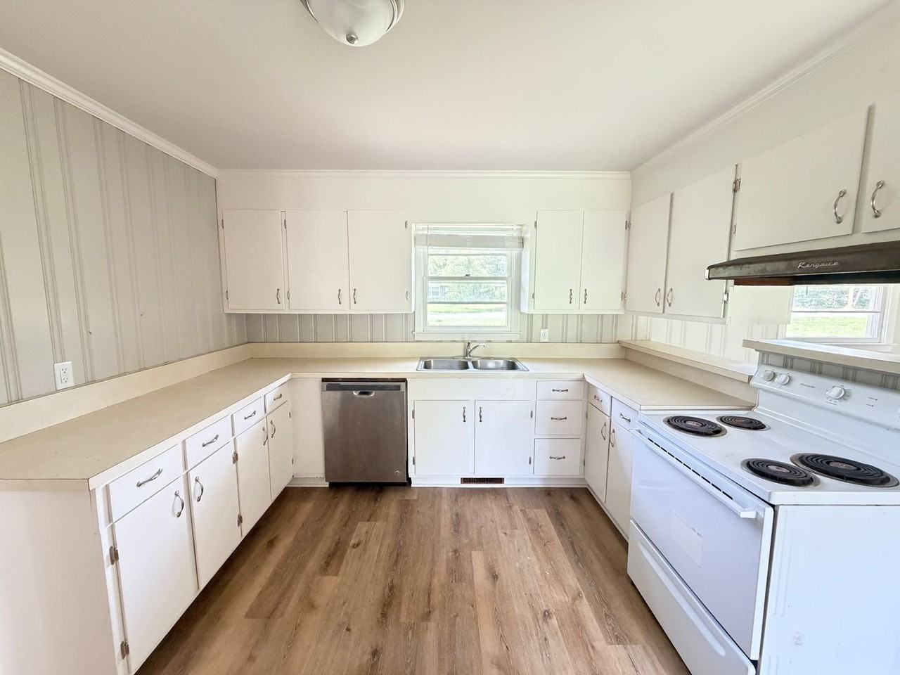 1107 W Park Ave - Photo 7 of 28