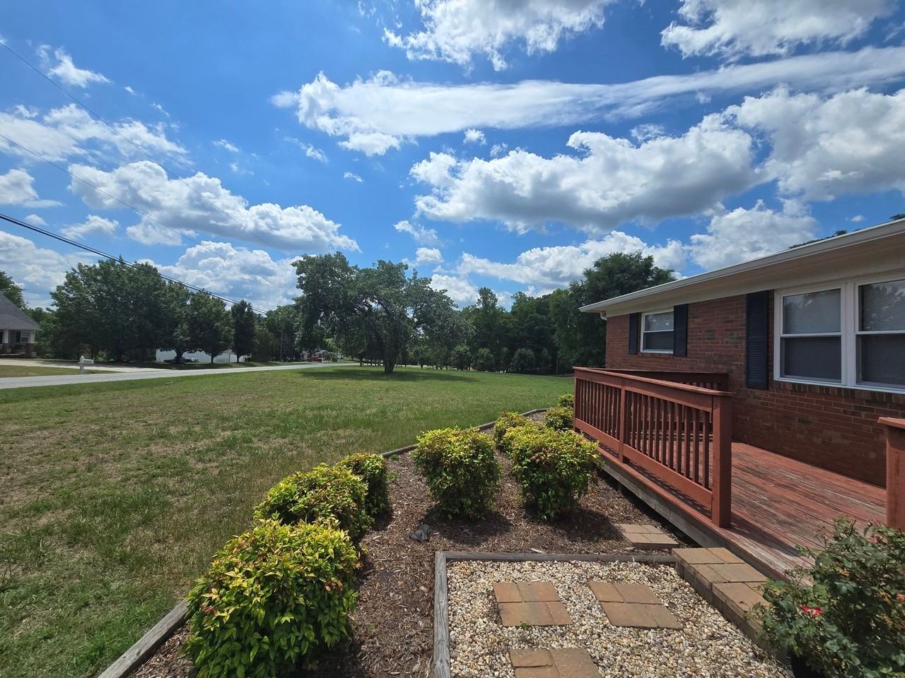 4665 Peace Rd - Photo 3 of 25
