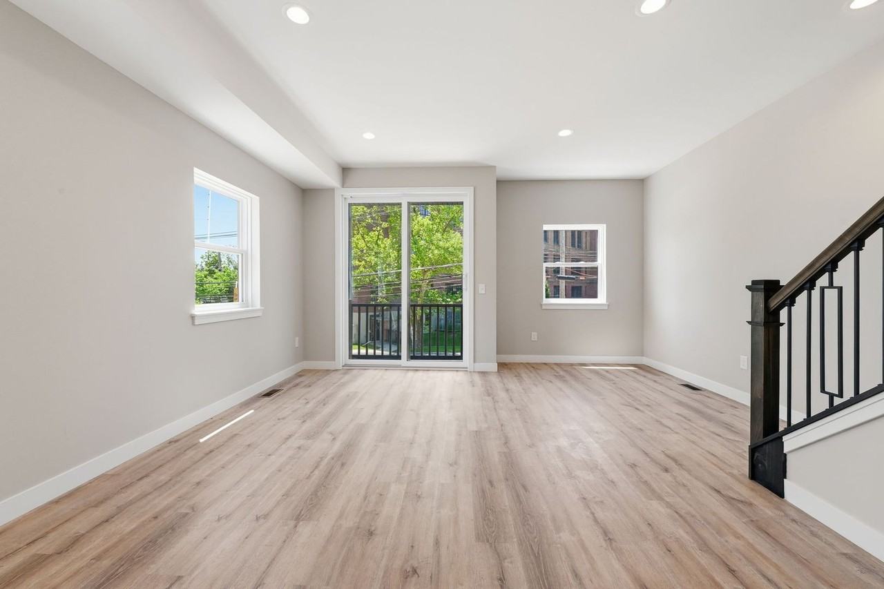 4720 Walworth Ave - Photo 3 of 43