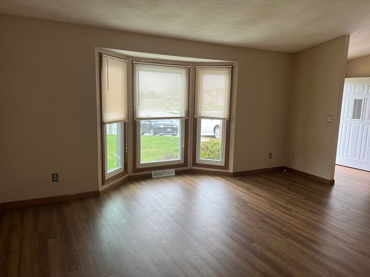 4201 Pickfair Rd - Photo 4 of 13