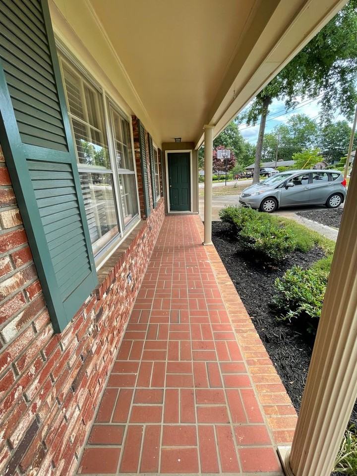 5 Ramblewood Ln - Photo 4 of 39