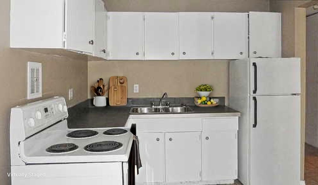 Queen Mary Apartments - Photo 4 of 15