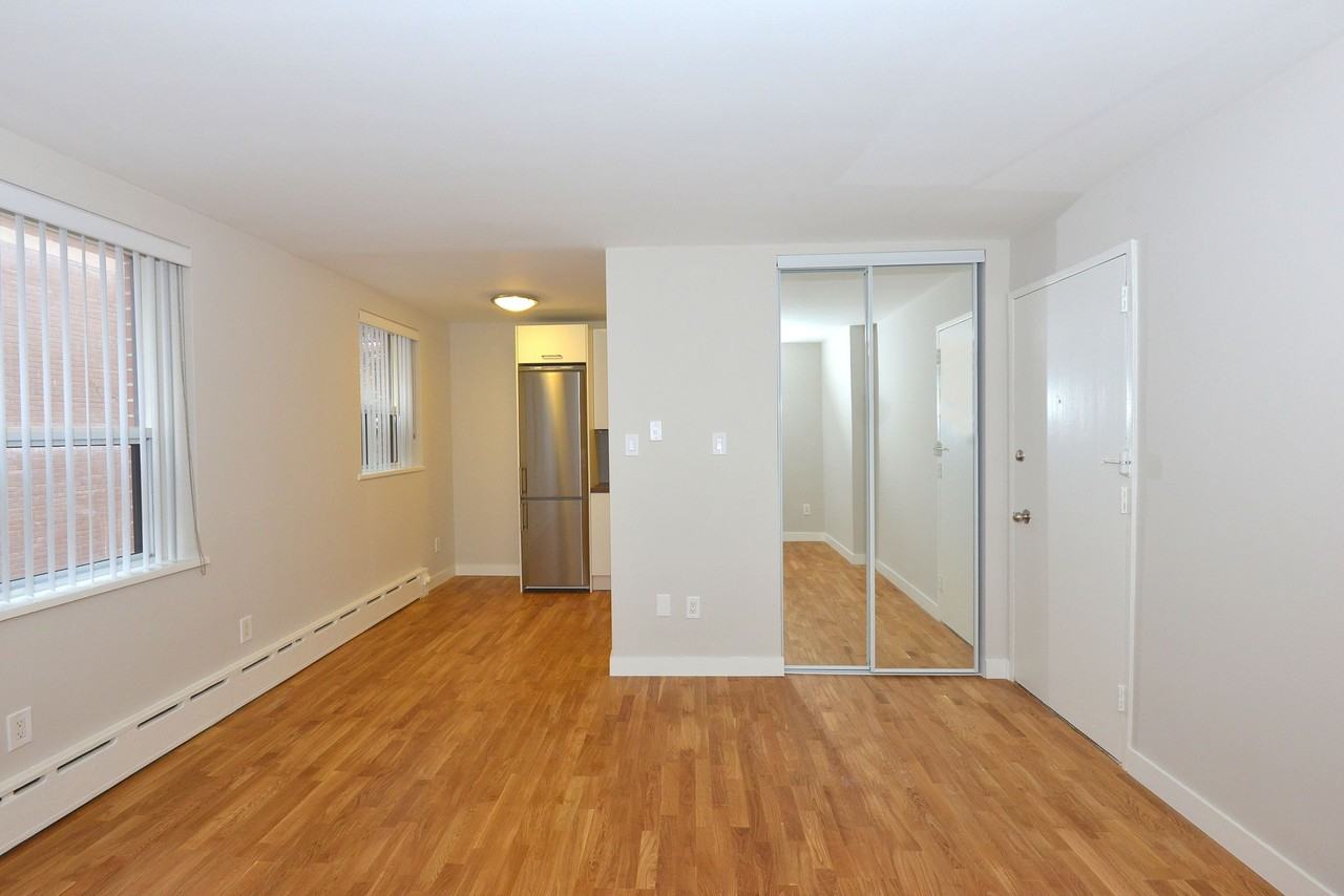 263 - 265 Russell Hill Road - Photo 2 of 10