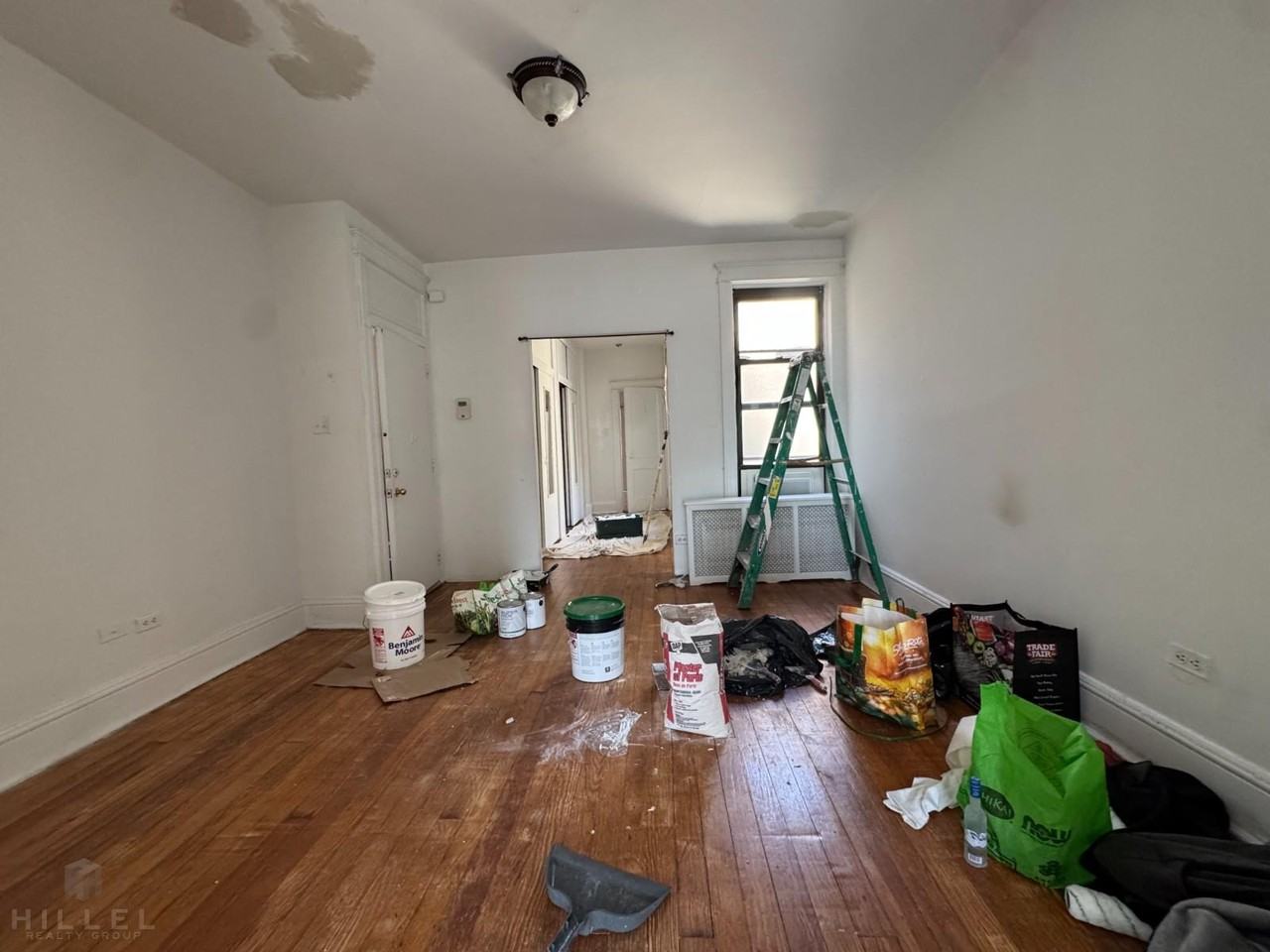 41st St #3L - Photo 7 of 10
