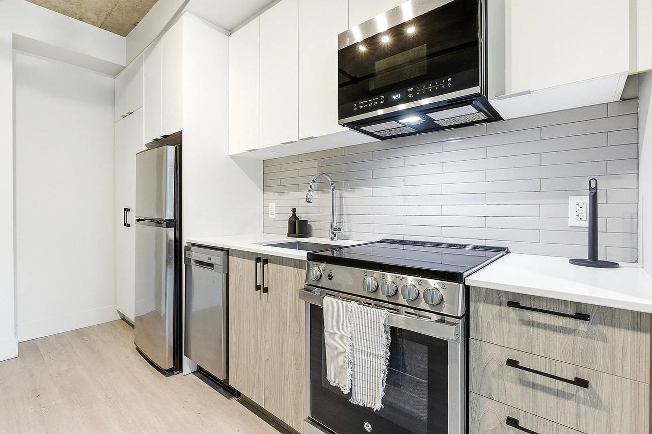 Hillside Apartments - Photo 4 of 20