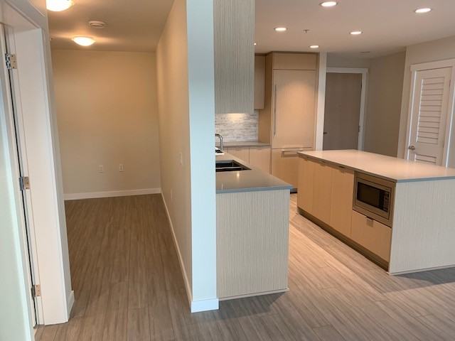 9233 Odlin Rd - Photo 5 of 24
