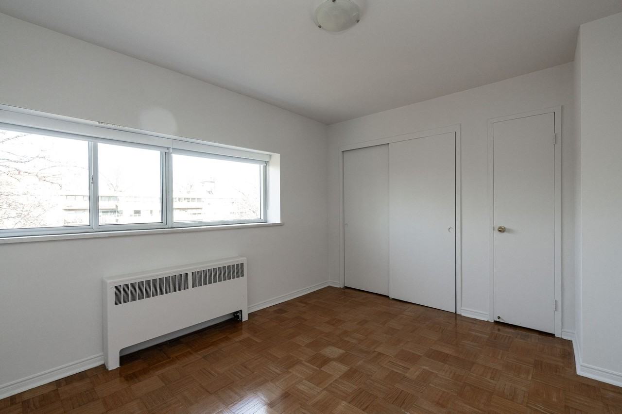 150 Donway & 4 Overland - Photo 6 of 11