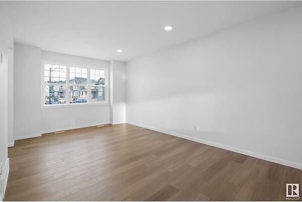 22663 81 Ave Nw - Photo 3 of 34