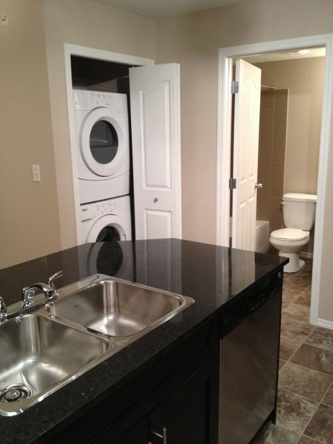 7180 412, 7180 80 Ave NE - Photo 5 of 8