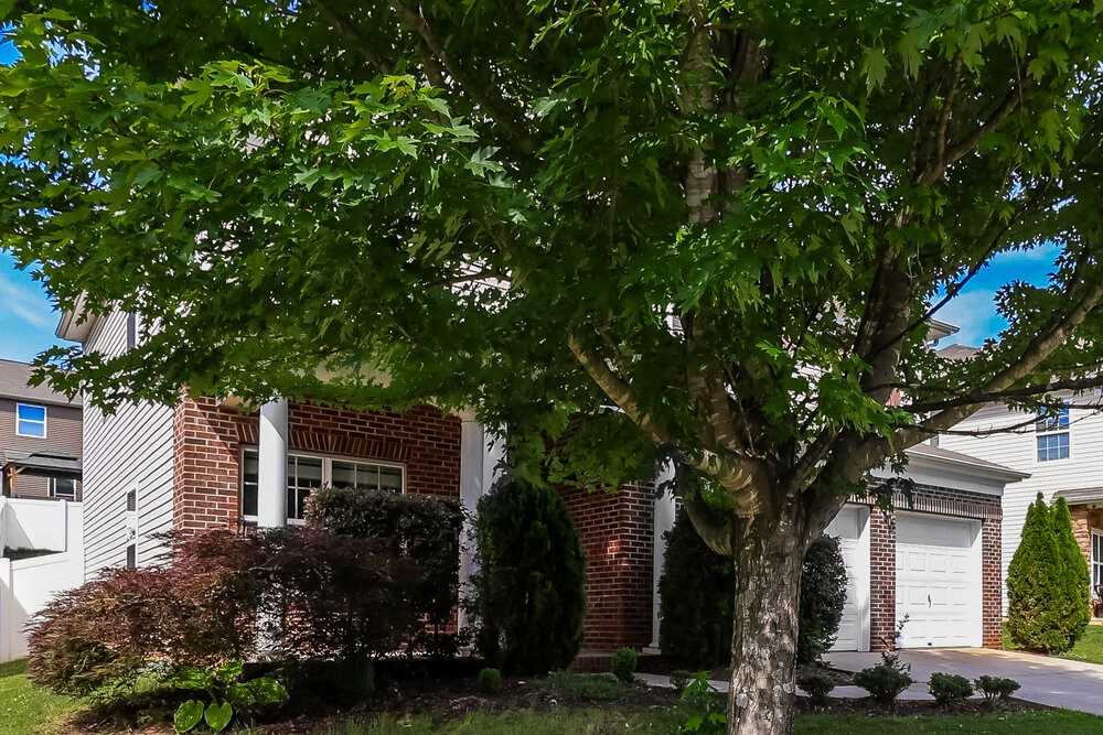 114 Farmers Folly Dr - Photo 2 of 17