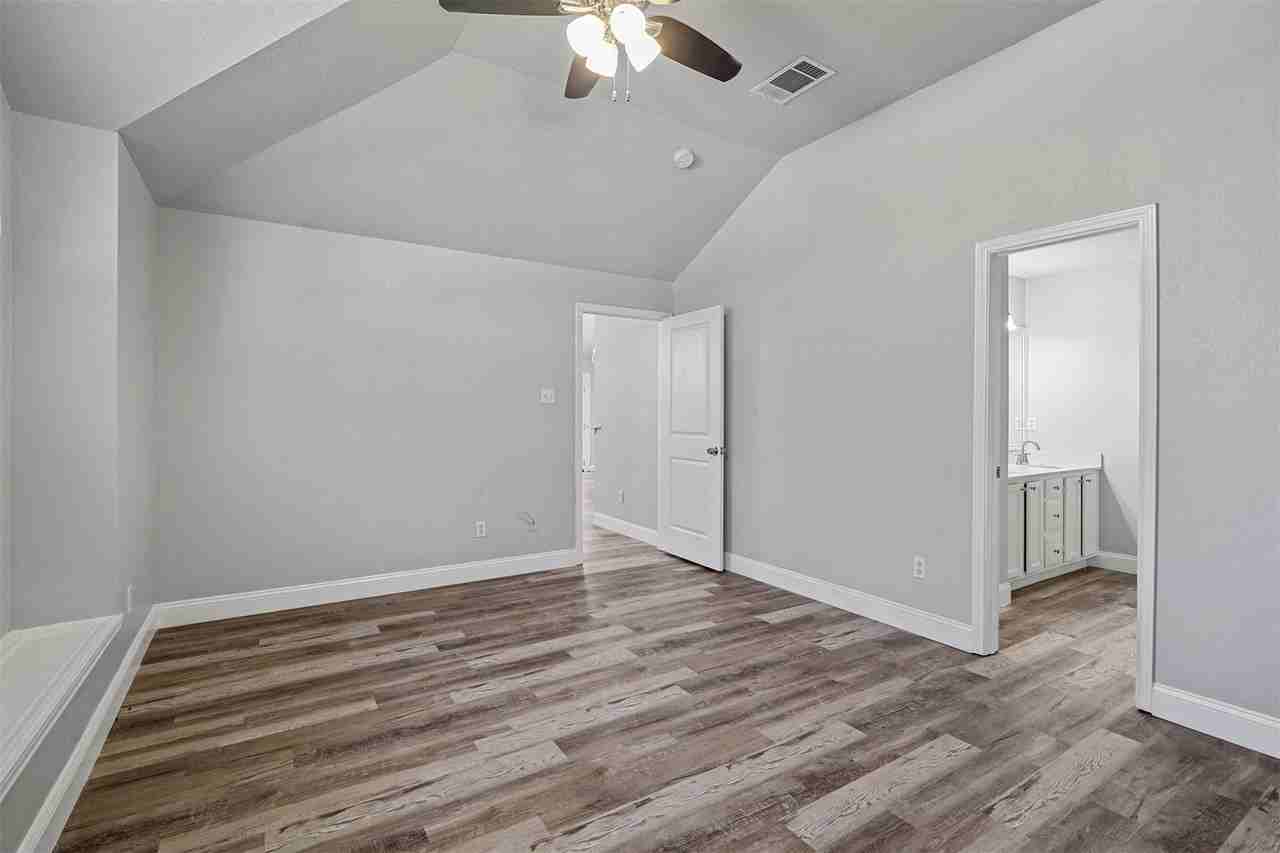 1533 Prescott Dr #1 - Photo 7 of 32