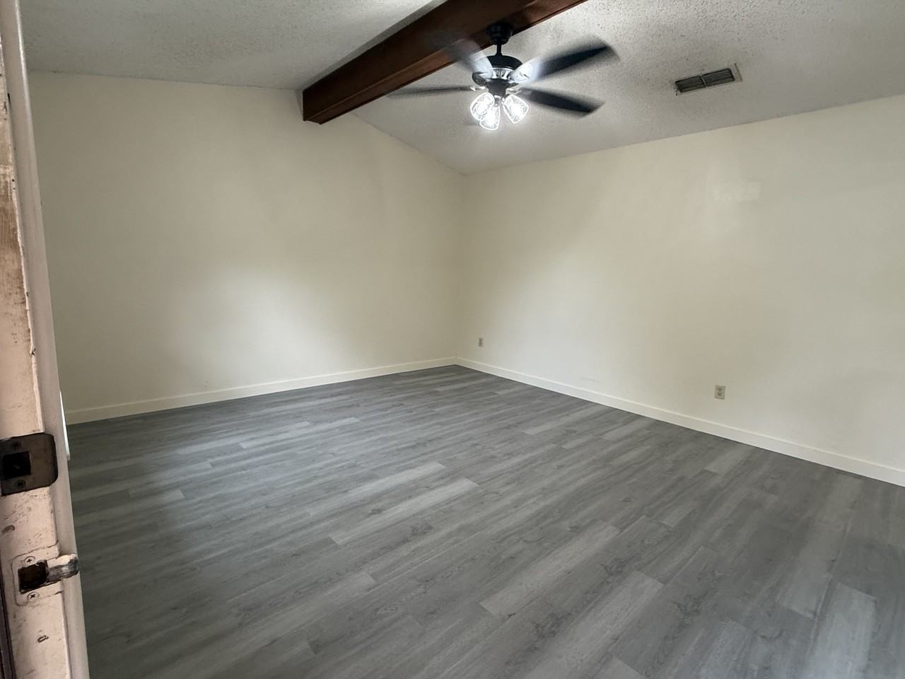 414 ALFORD - 1 #1 - Photo 3 of 10