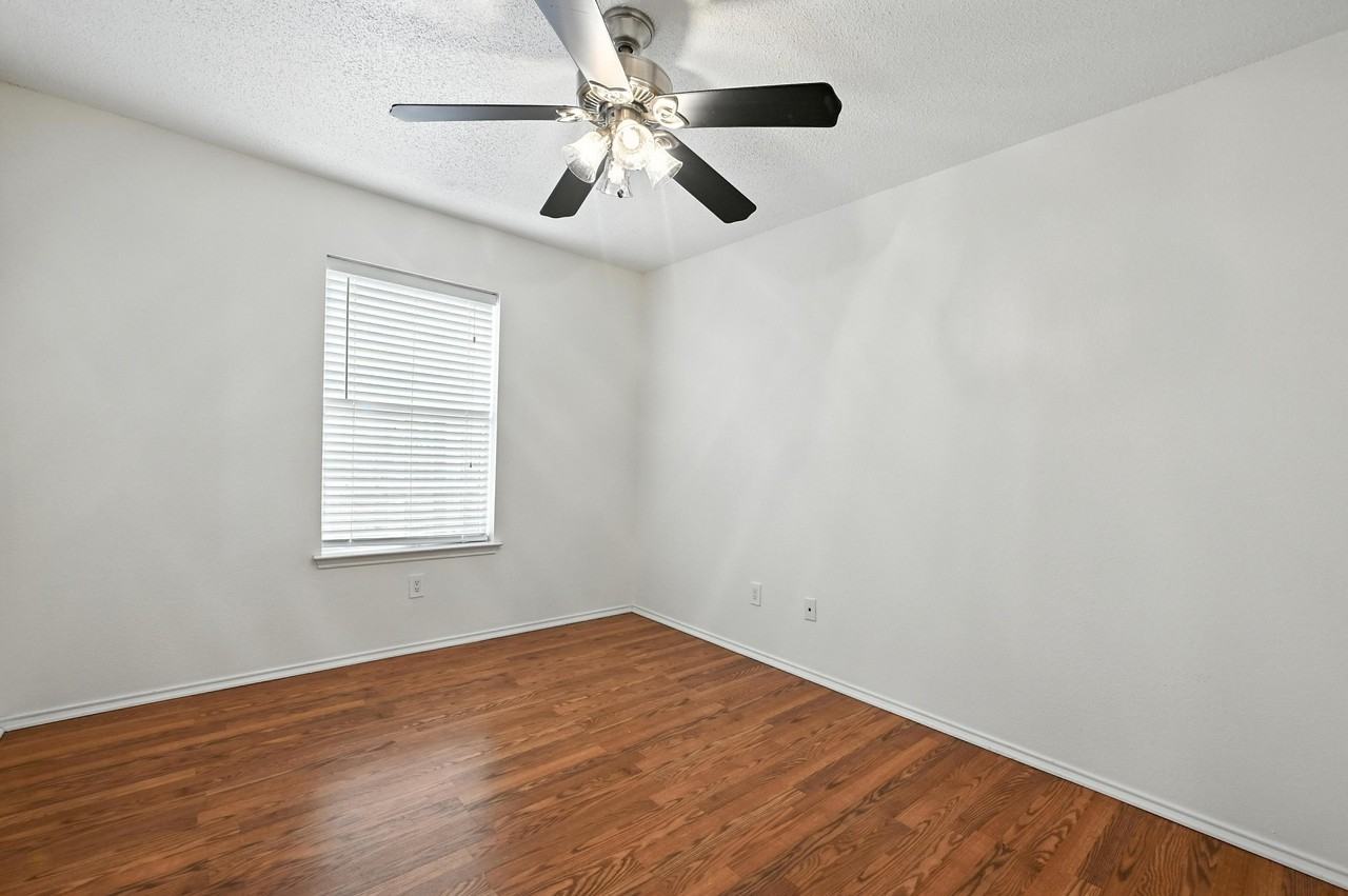 1455 Morrison Dr #1 - Photo 6 of 19