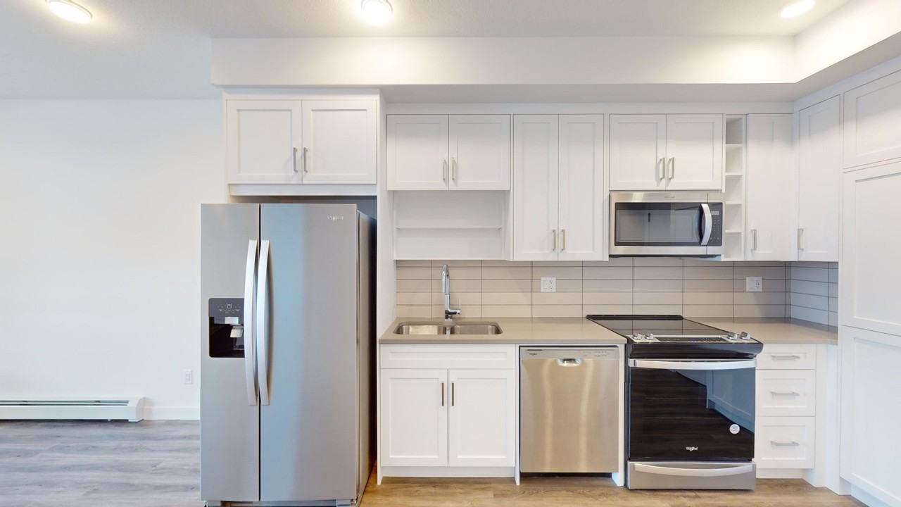 3932 - 3932 University Avenue Northwest - Photo 5 of 21
