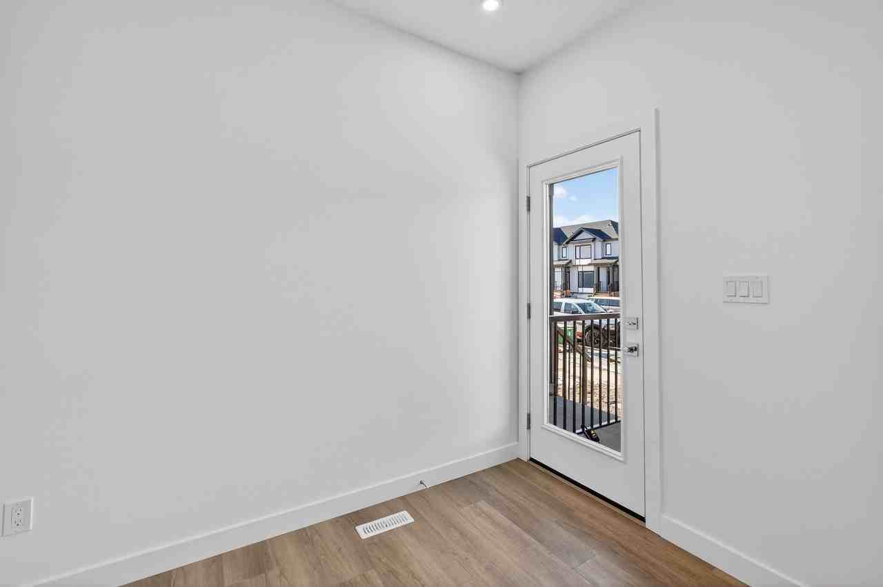 516 Black Stone Blvd - Photo 2 of 34