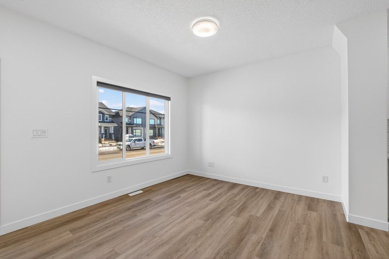 516 Black Stone Blvd - Photo 5 of 34