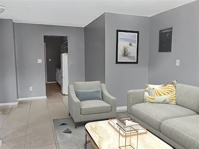 2258 Northwest 83rd Street - 1Unit B #1 - Photo 2 of 8