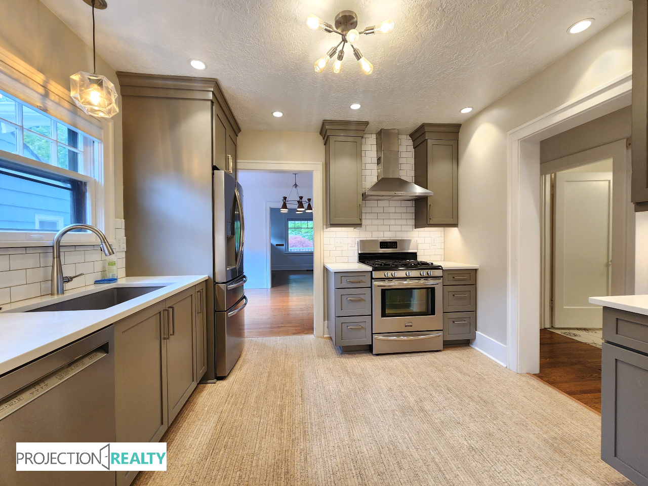 3336 Ne 11th Ave - Photo 7 of 29