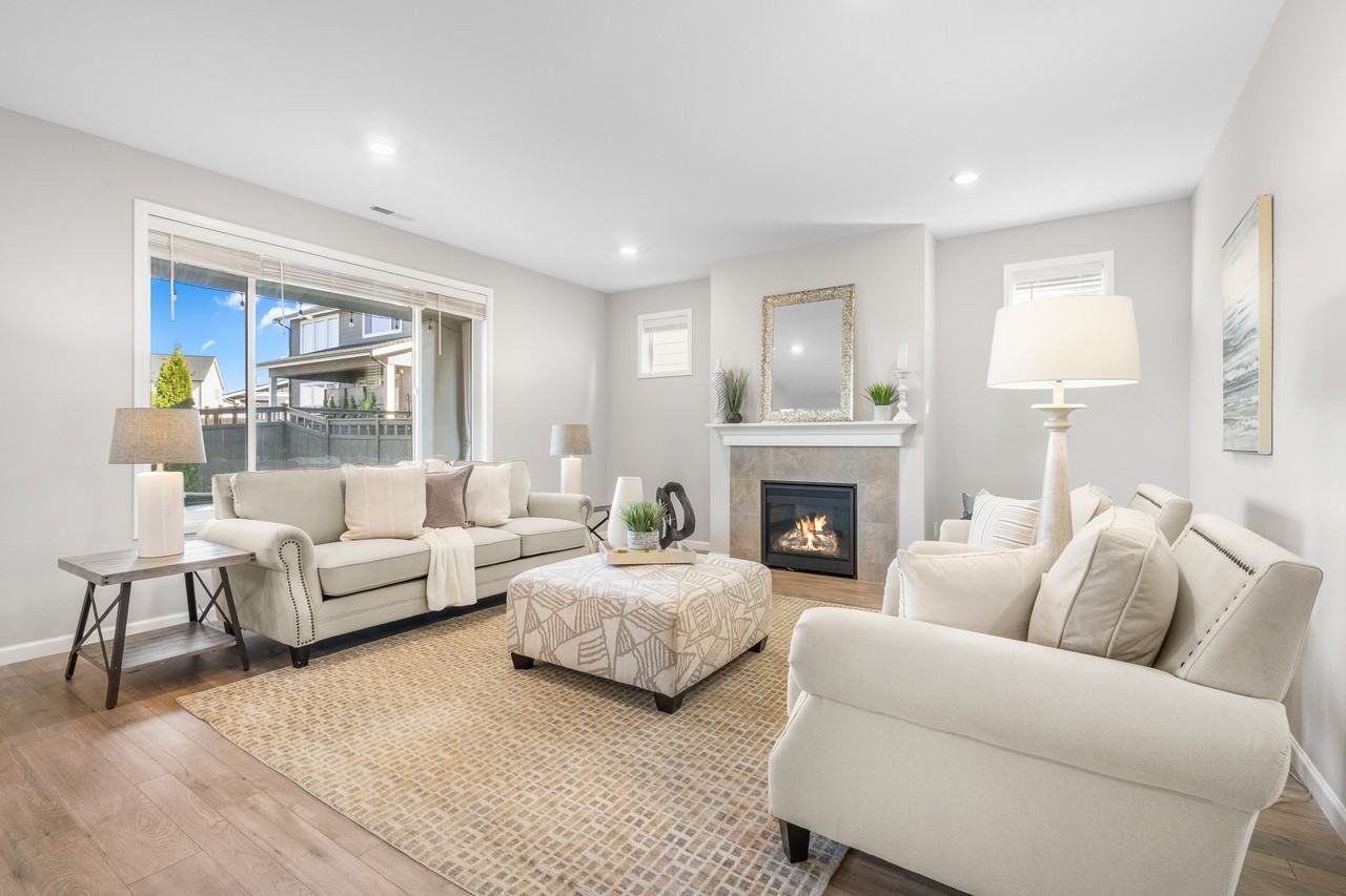 32692 Ash Ave Se #1 - Photo 4 of 40