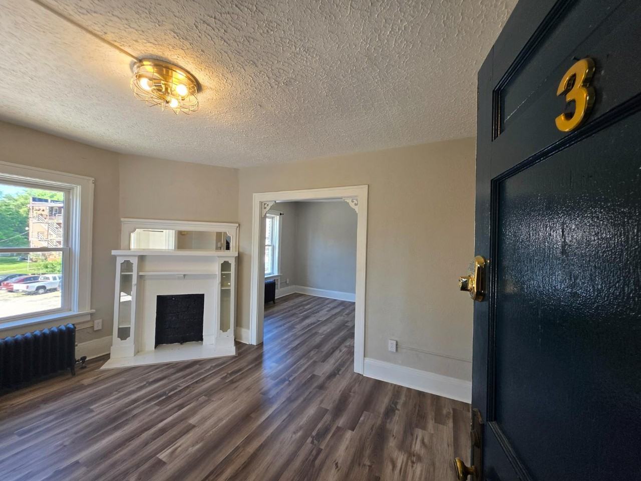 146 King Dr - Photo 2 of 21