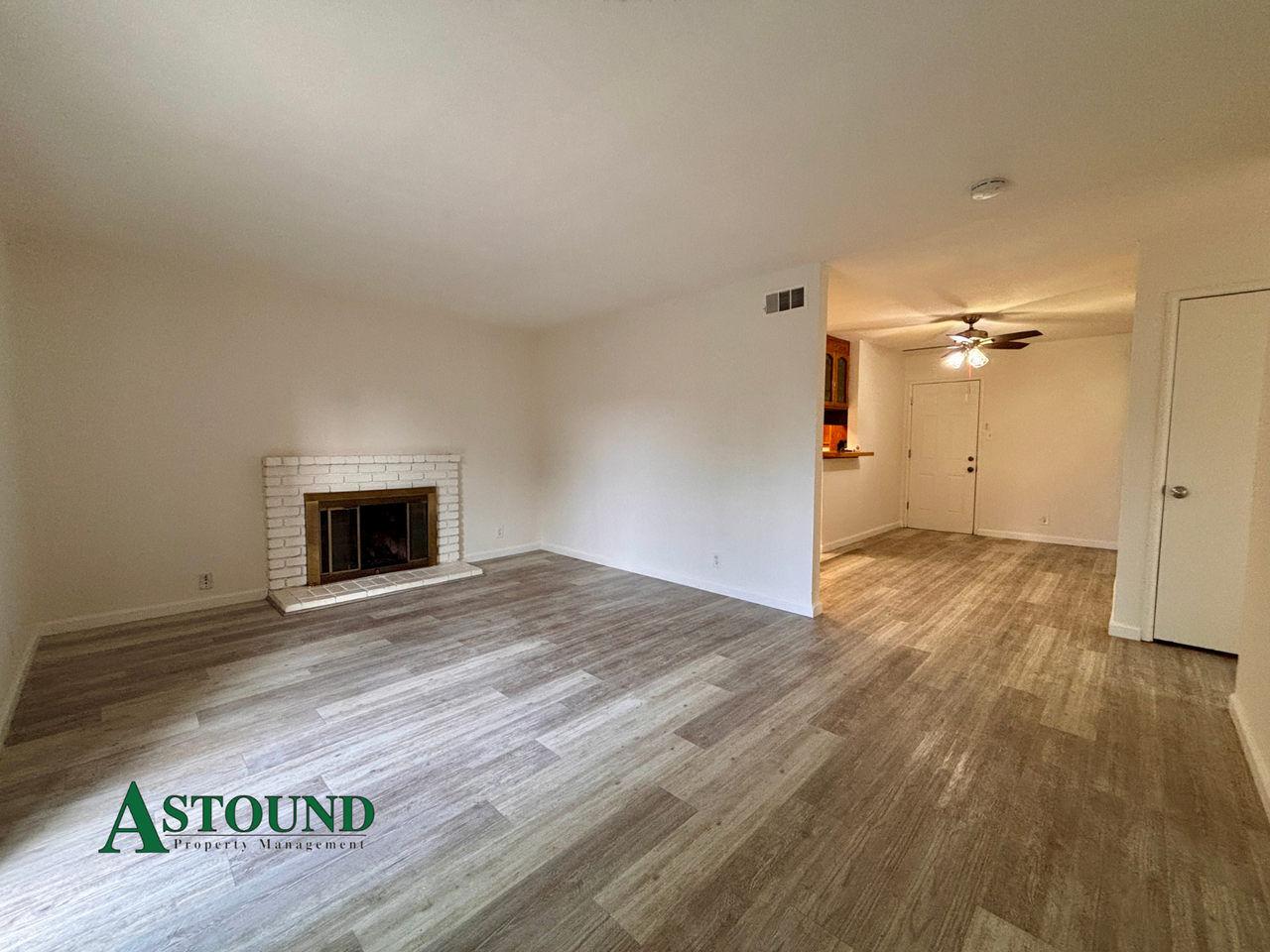 2627 Prestwick Ave #1 - Photo 2 of 22